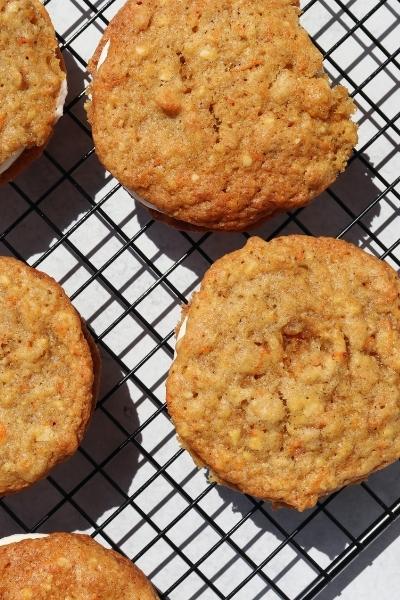 3-Ingredient homemade oatmeal cookies
